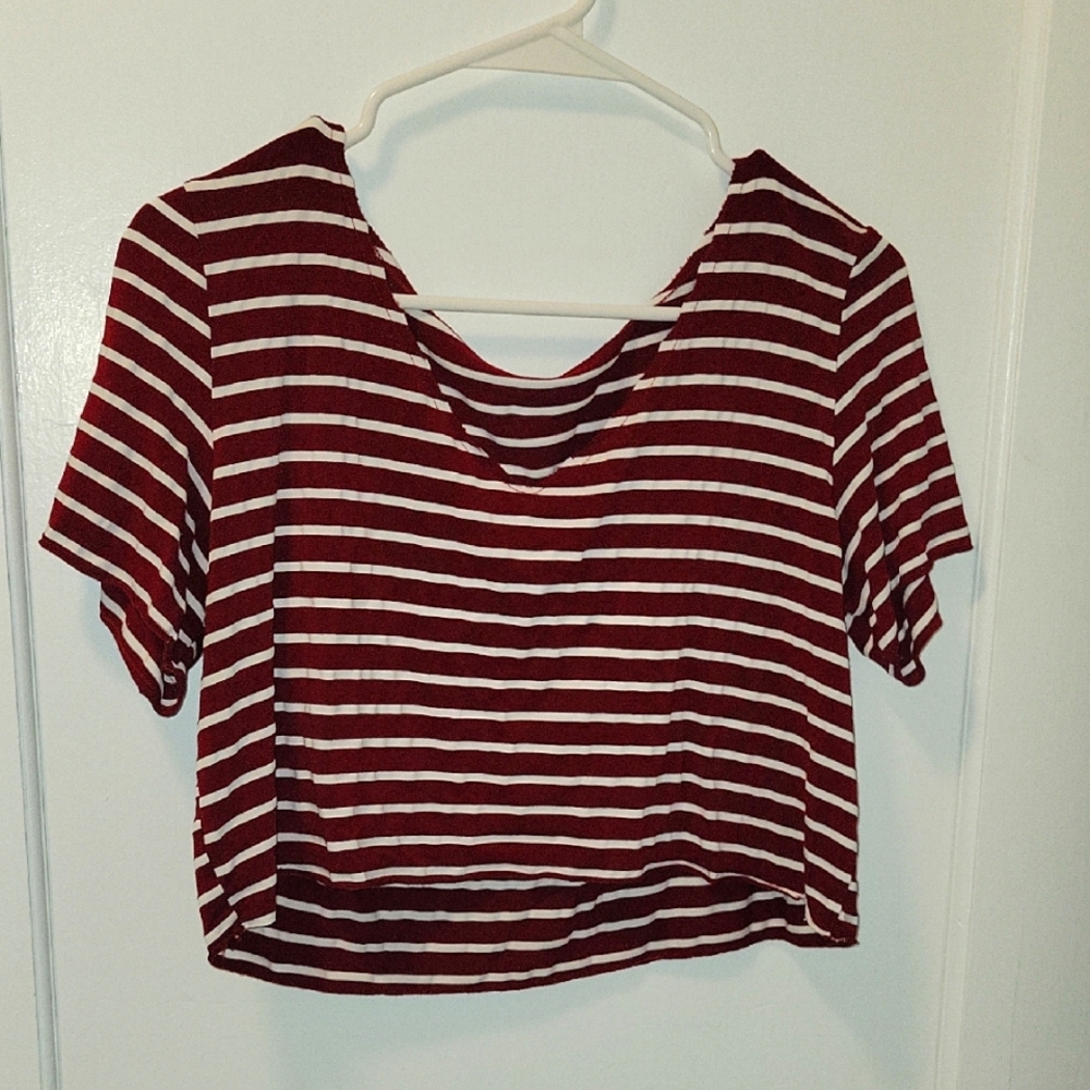 SHEIN Bundle Cropped Tshirts, Medium